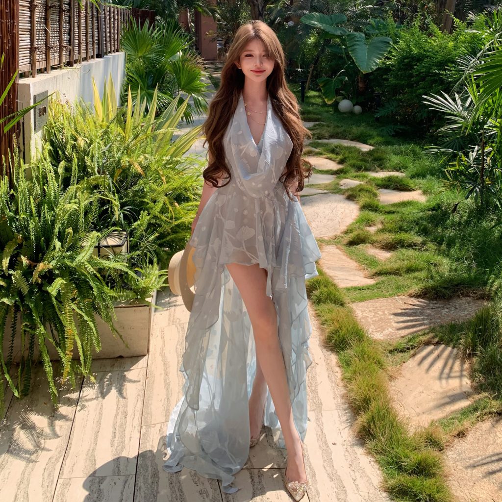 2026 New Elegant High Waist Slimming Spliced Mermaid Long Halter Dress for Women